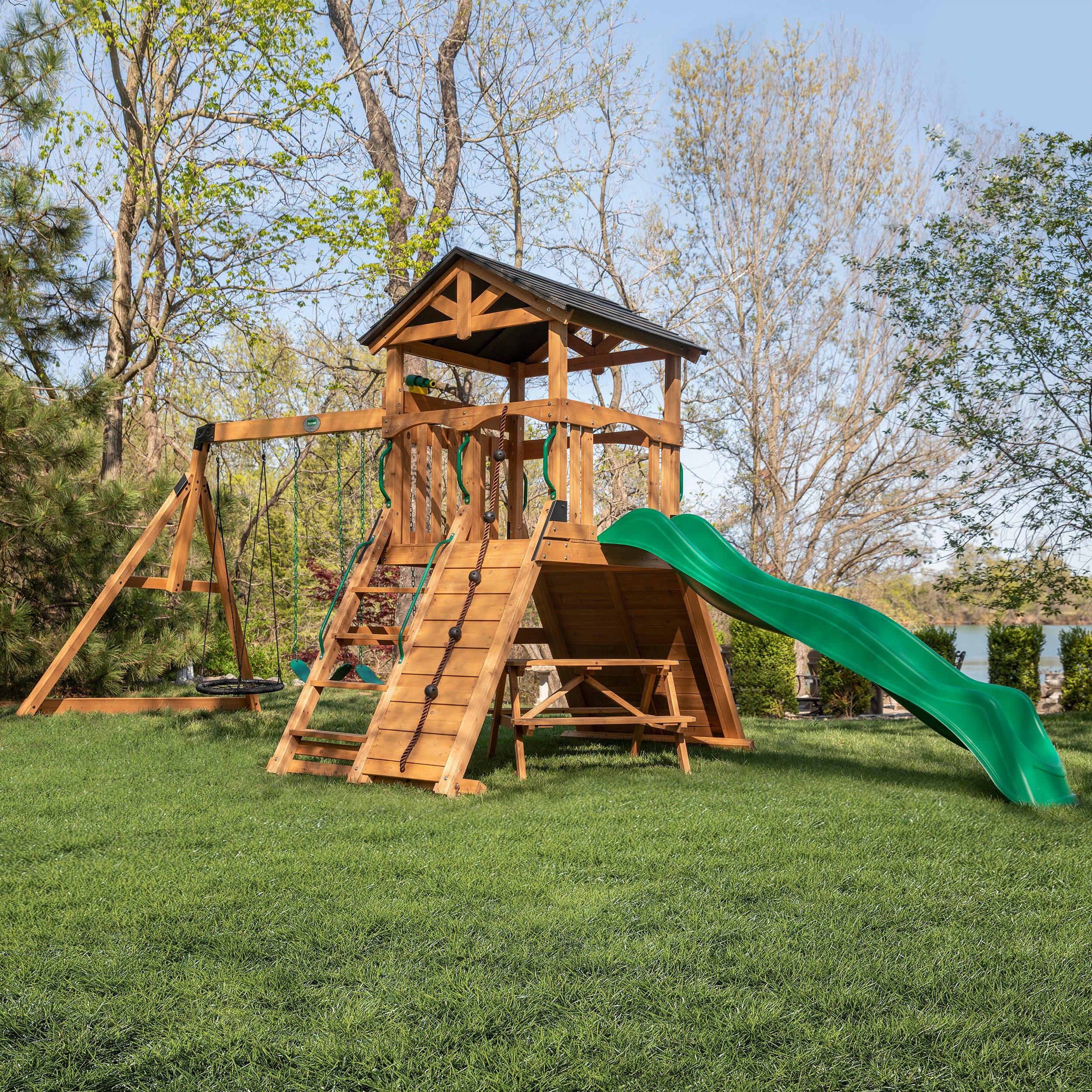 Endeavor II Swing Set With Green Wave Slide