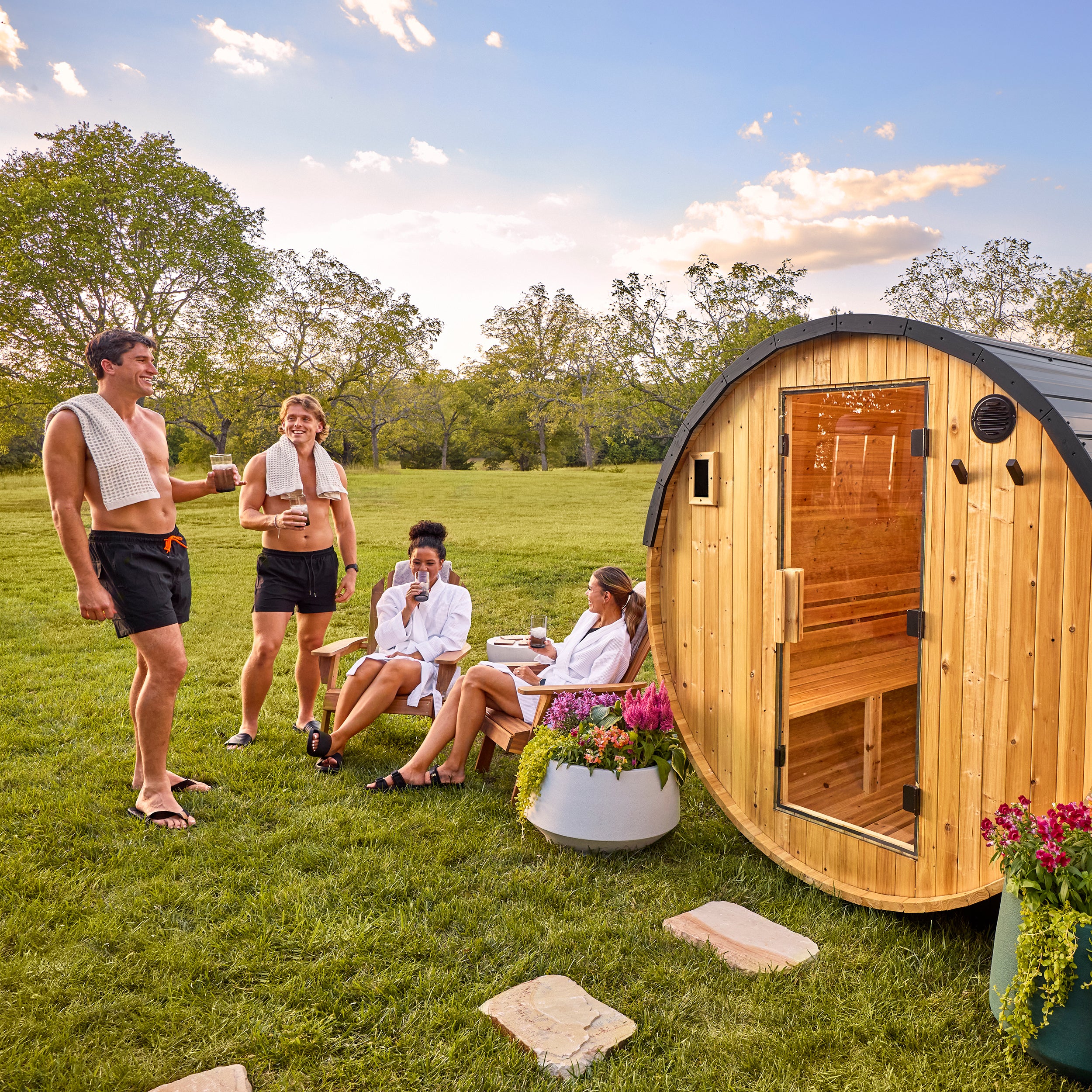 Paxton Outdoor Barrel Sauna – 4-6 Person