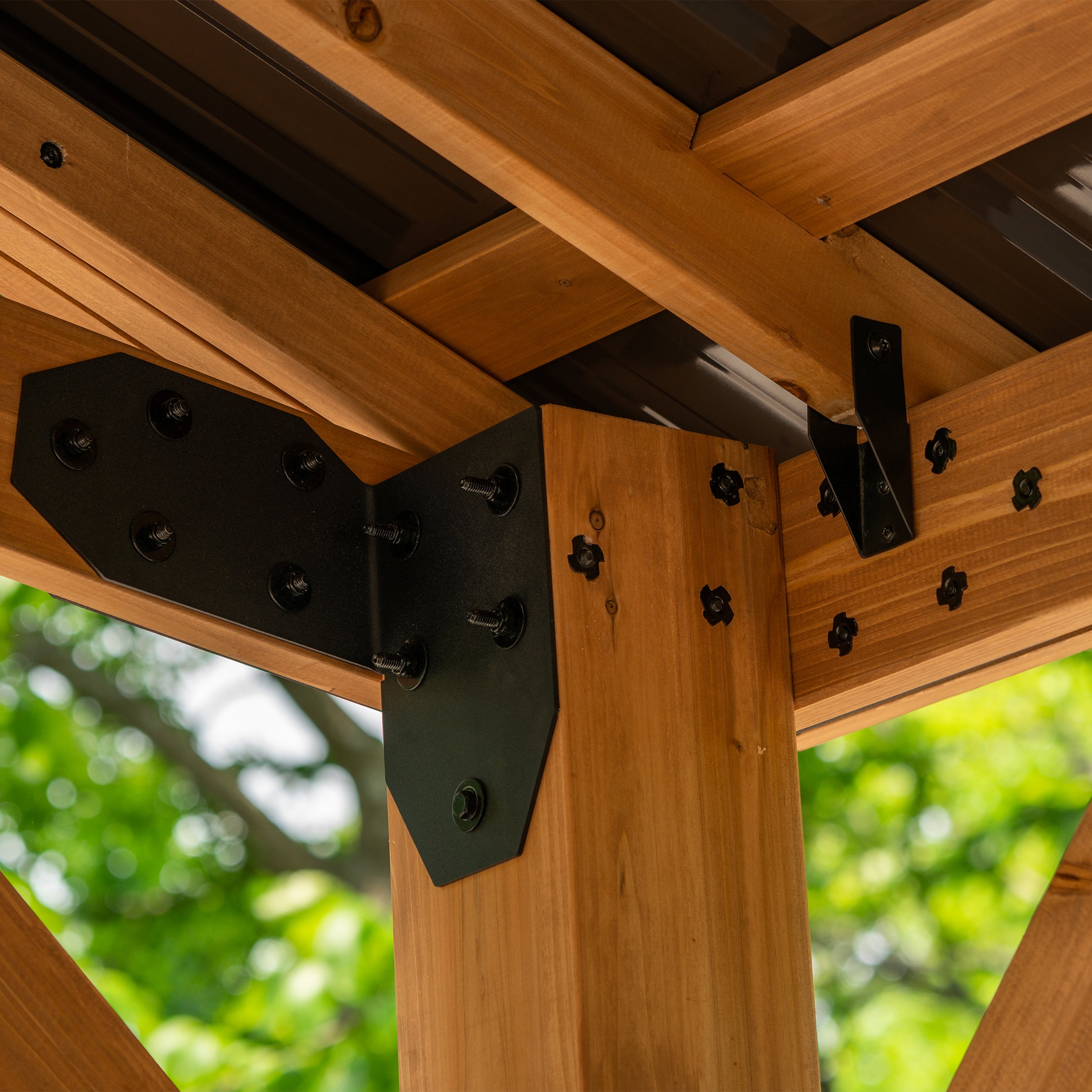 20x12 Norwood Carport Corner